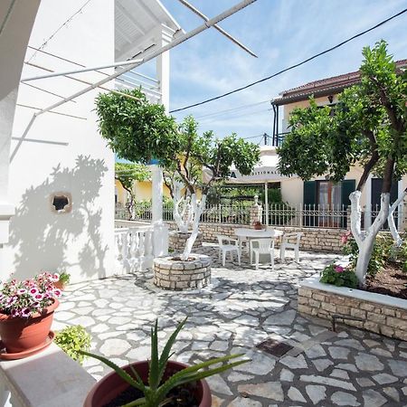 Apartament The Orange Garden Kassiopi Zewnętrze zdjęcie