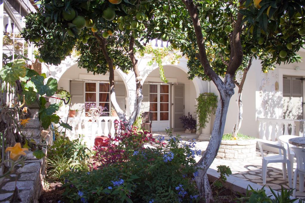Apartament The Orange Garden Kassiopi Zewnętrze zdjęcie